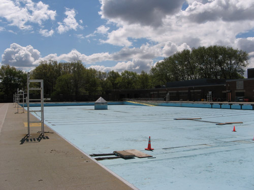 Red Hook Pool
