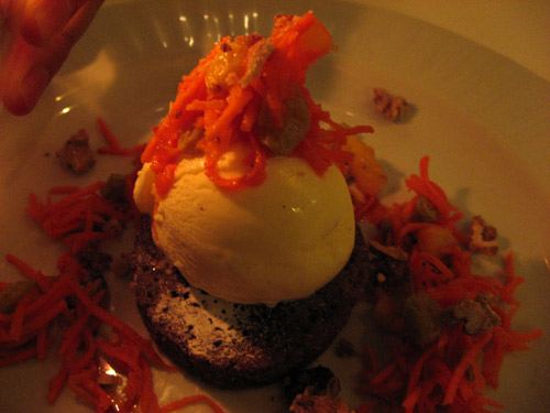Telepan carrot cake sundae