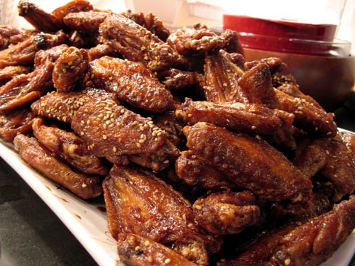 Tebaya wings